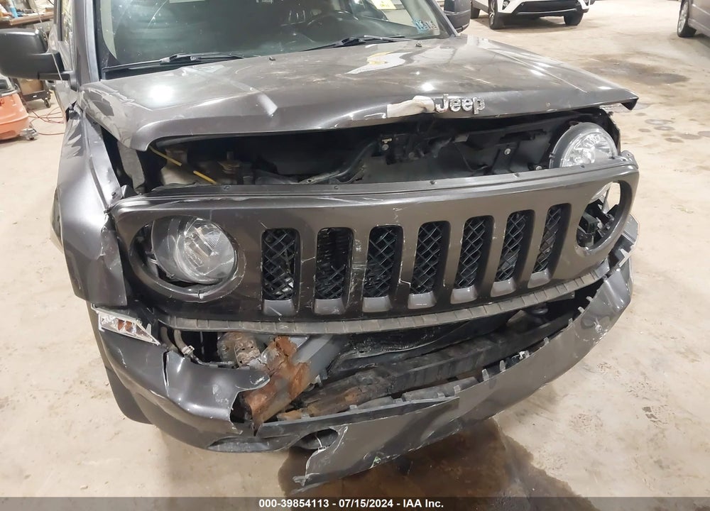 2014 JEEP PATRIOT LATITUDE VIN: 1C4NJRFB8ED905117