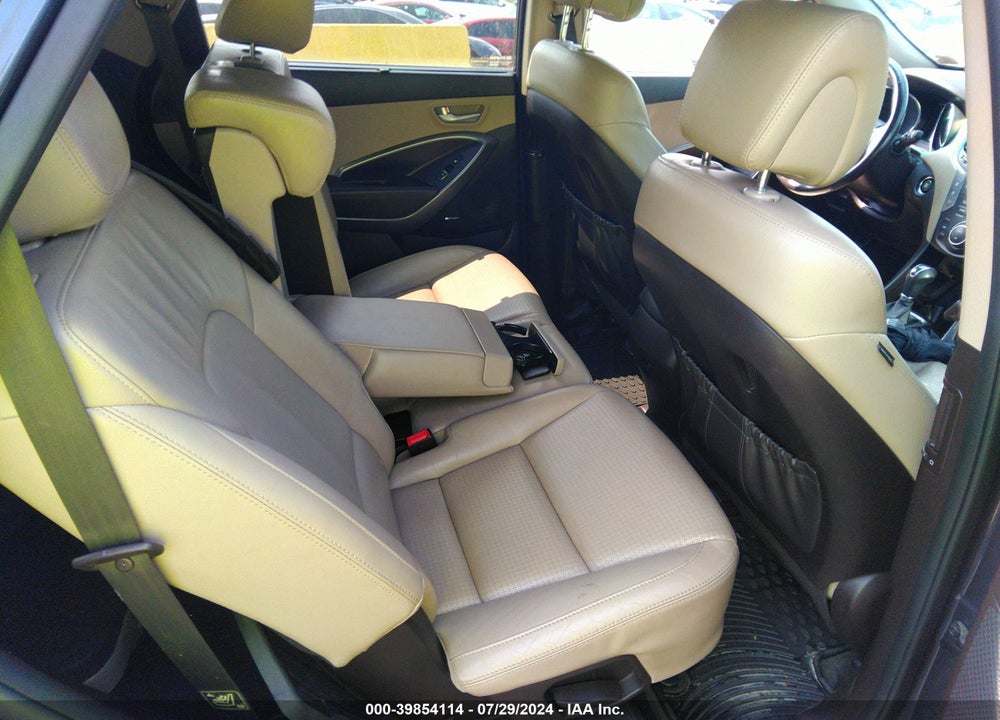2014 HYUNDAI SANTA FE GLS VIN: KM8SRDHF7EU086224