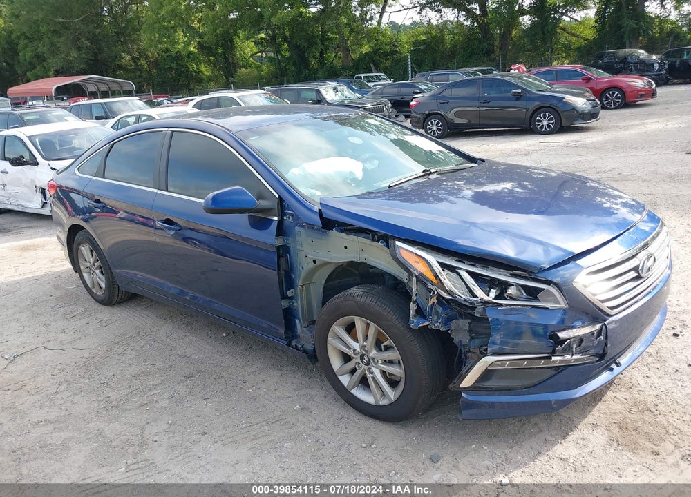 2015 HYUNDAI SONATA SE VIN: 5NPE24AFXFH170095