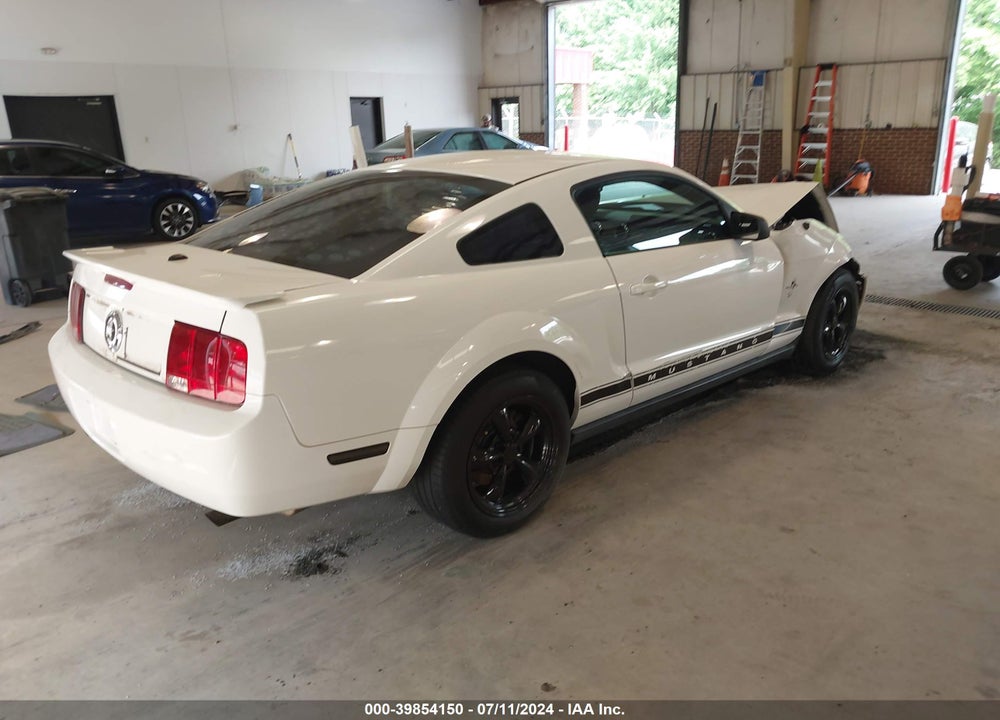 2008 FORD MUSTANG V6 DELUXE/V6 PREMIUM VIN: 1ZVHT80N185115013