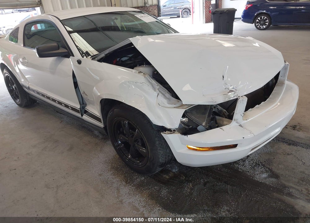 2008 FORD MUSTANG V6 DELUXE/V6 PREMIUM VIN: 1ZVHT80N185115013