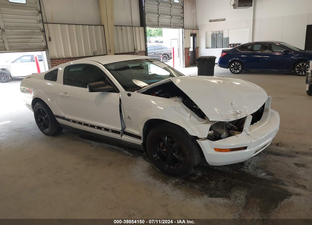 2008 FORD MUSTANG V6 DELUXE/V6 PREMIUM VIN: 1ZVHT80N185115013