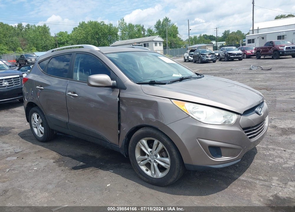 2010 HYUNDAI TUCSON GLS VIN: KM8JU3AC9AU114233