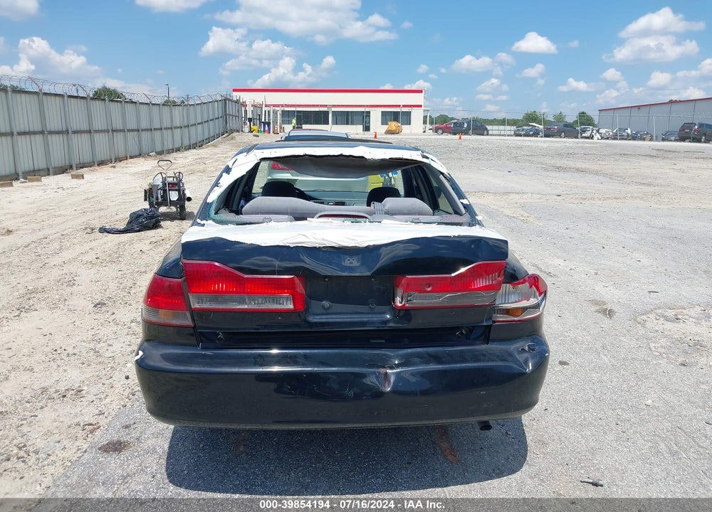 2001 HONDA ACCORD 2.3 EX VIN: 1HGCG66871A114924