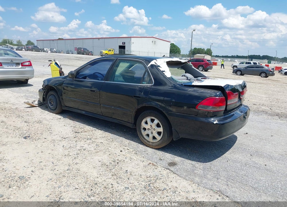 2001 HONDA ACCORD 2.3 EX VIN: 1HGCG66871A114924