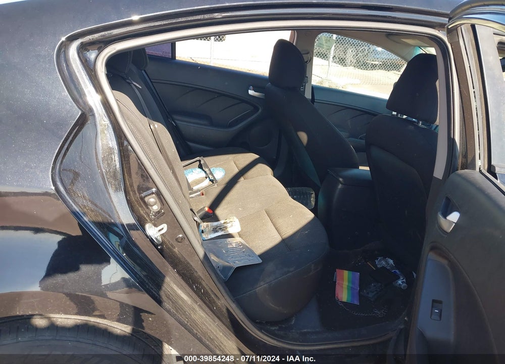 2017 KIA FORTE LX VIN: 3KPFK4A72HE077804