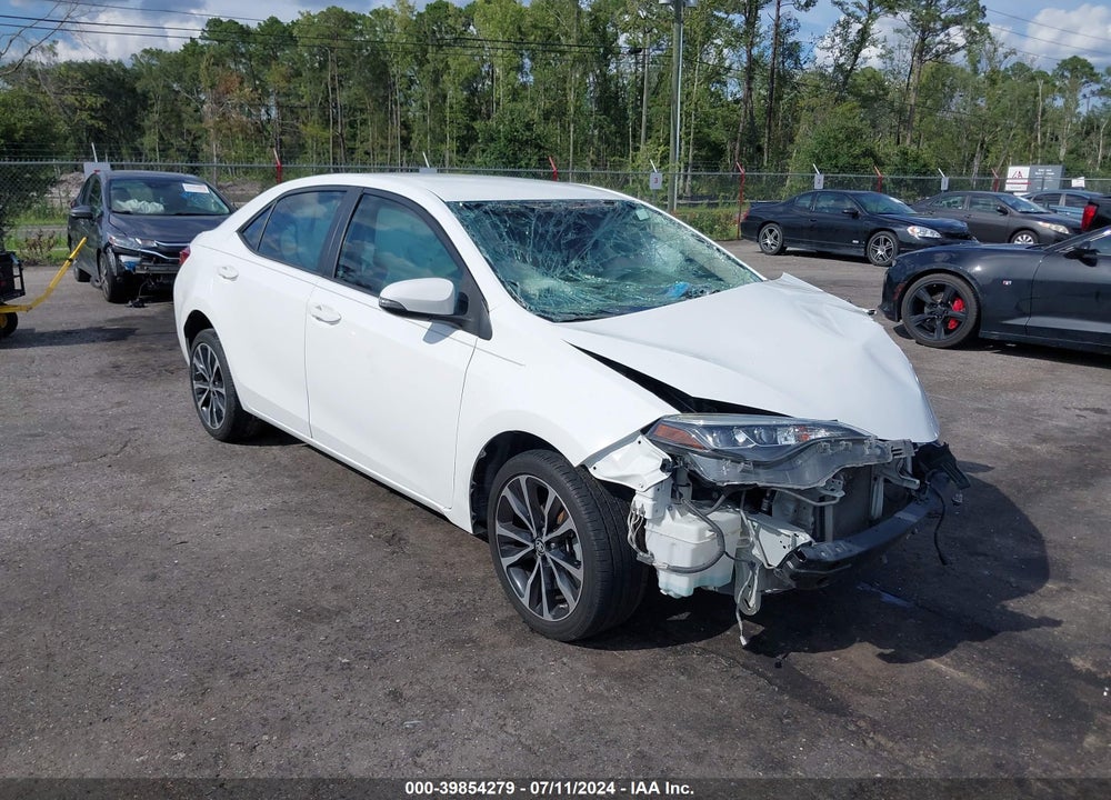 2017 TOYOTA COROLLA SE VIN: 5YFBURHE4HP650811