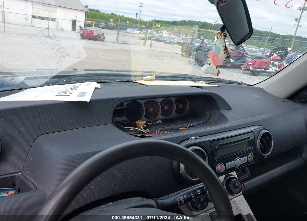 2008 SCION XB VIN: JTLKE50E481049666