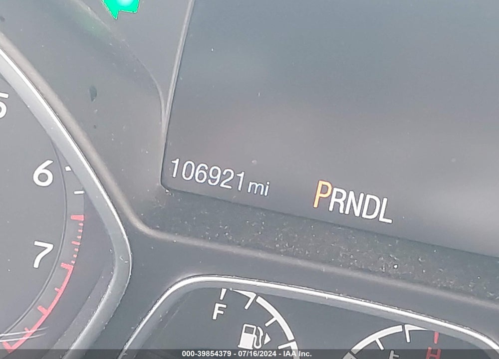2018 FORD FOCUS SE VIN: 1FADP3F25JL245390