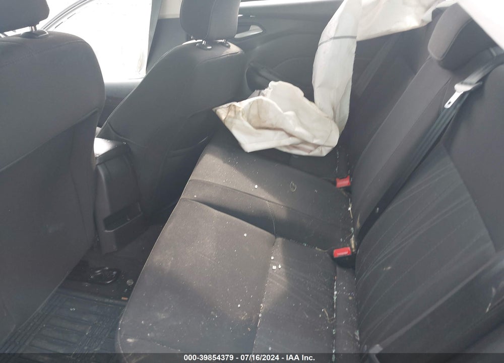 2018 FORD FOCUS SE VIN: 1FADP3F25JL245390