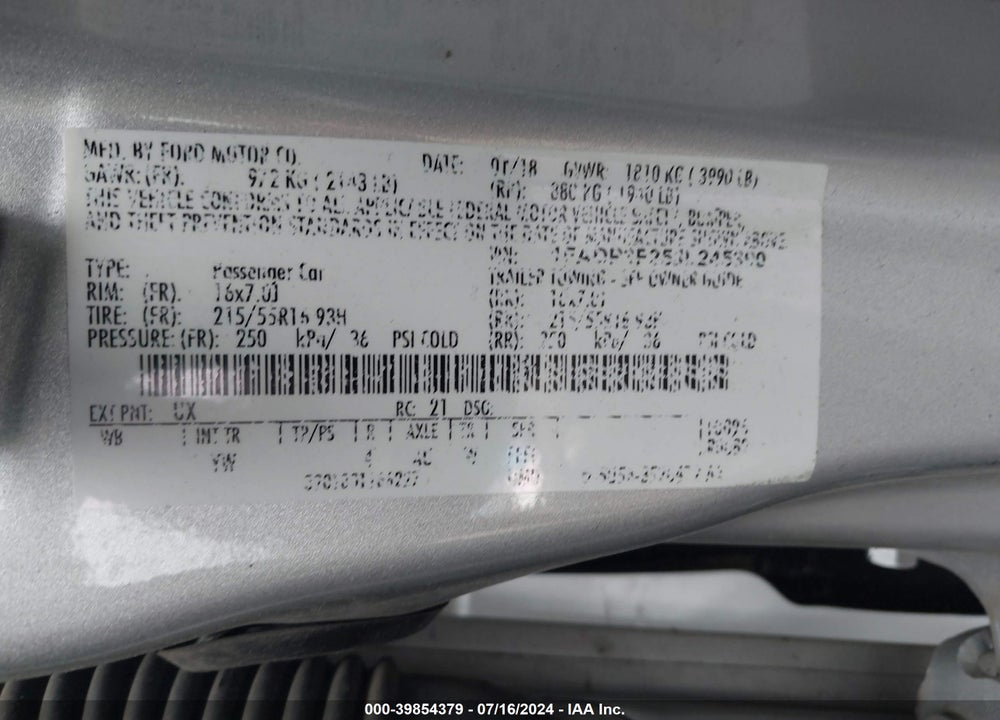 2018 FORD FOCUS SE VIN: 1FADP3F25JL245390