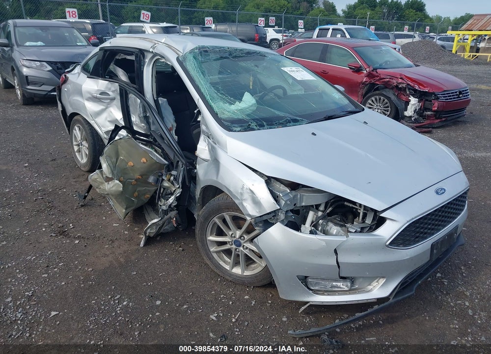 2018 FORD FOCUS SE VIN: 1FADP3F25JL245390