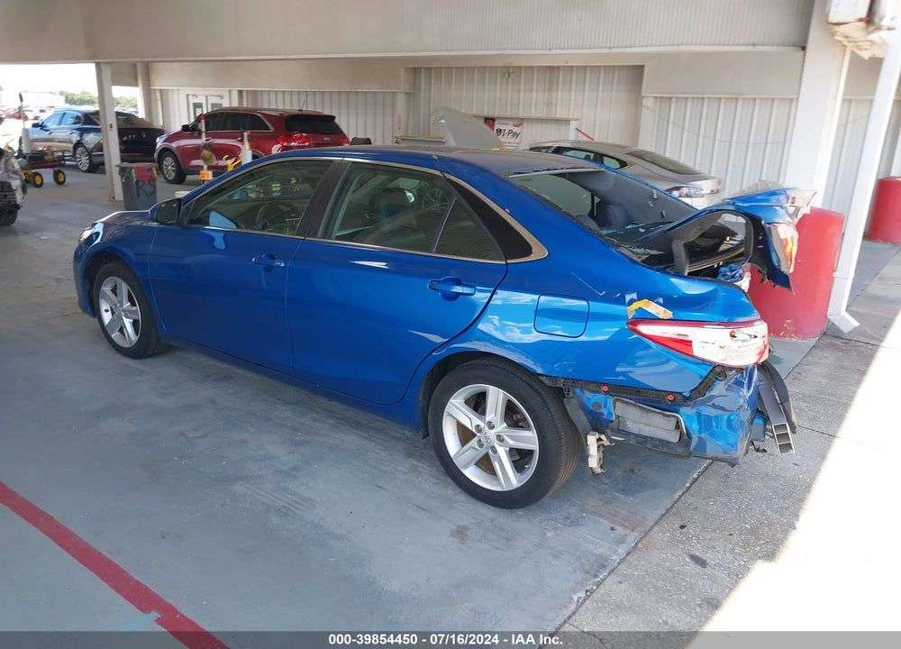 2017 TOYOTA CAMRY SE VIN: 4T1BF1FK0HU647360