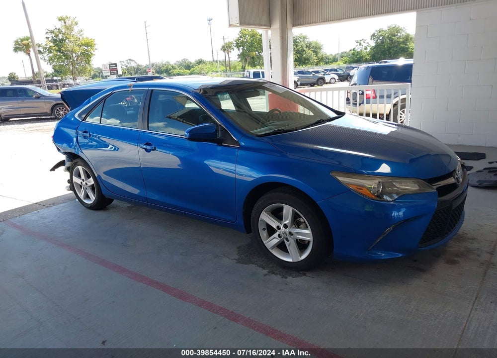 2017 TOYOTA CAMRY SE VIN: 4T1BF1FK0HU647360