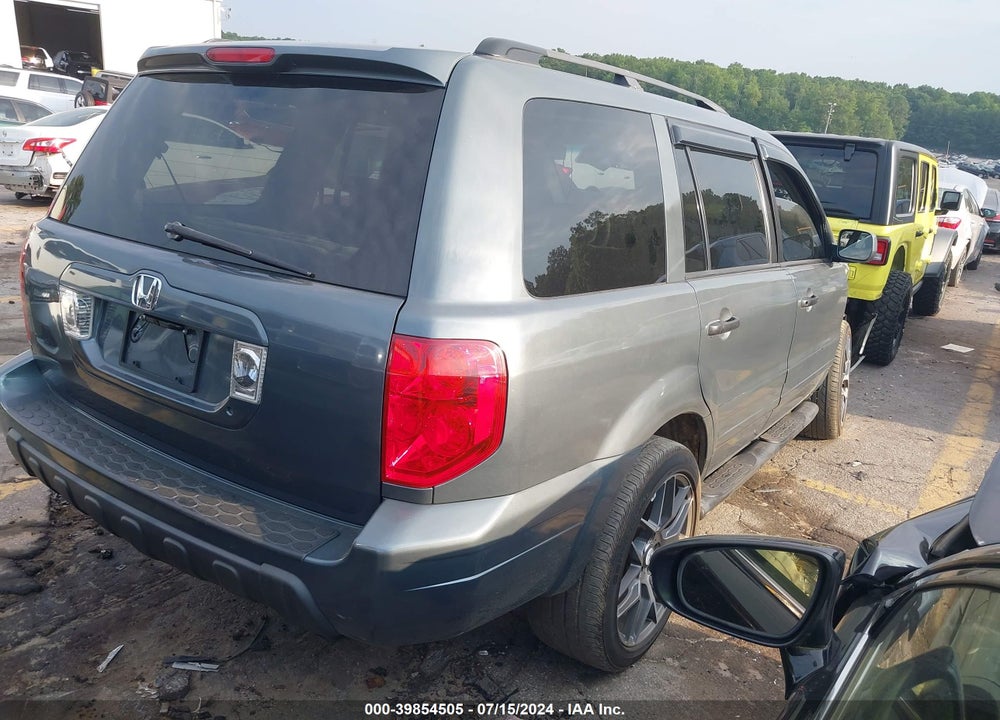 2004 HONDA PILOT EX VIN: 5FNYF18434B005201