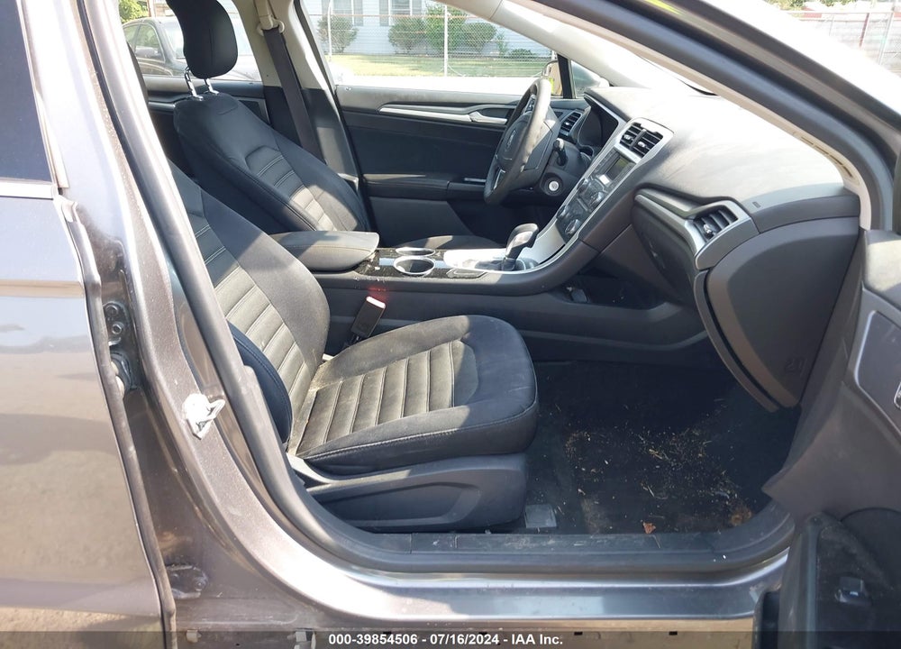 2013 FORD FUSION SE VIN: 3FA6P0H70DR238062