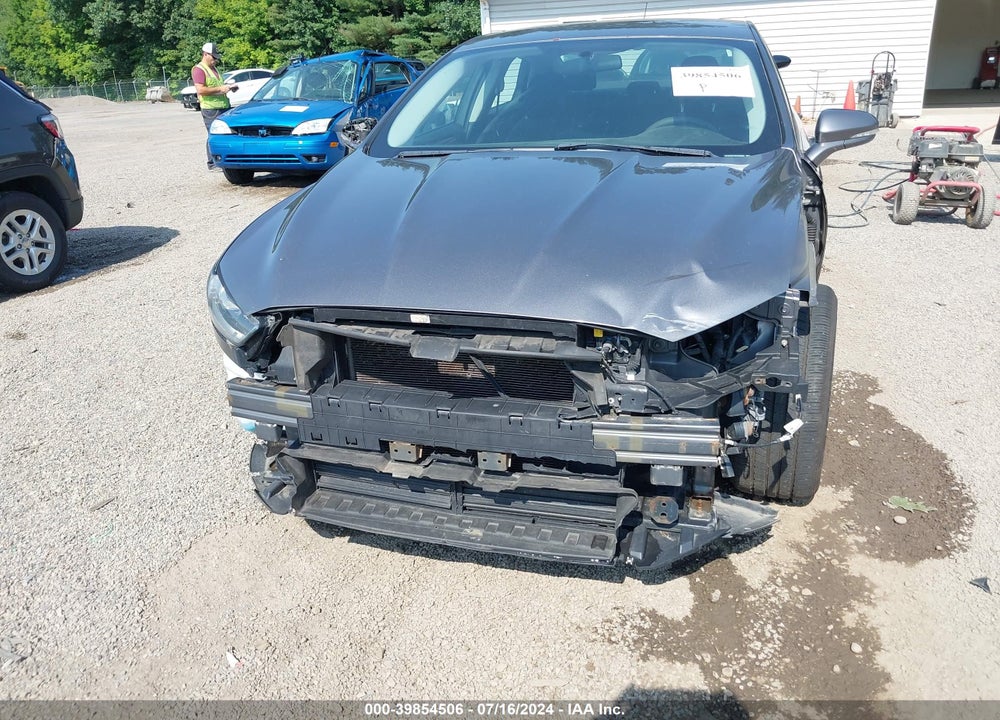 2013 FORD FUSION SE VIN: 3FA6P0H70DR238062