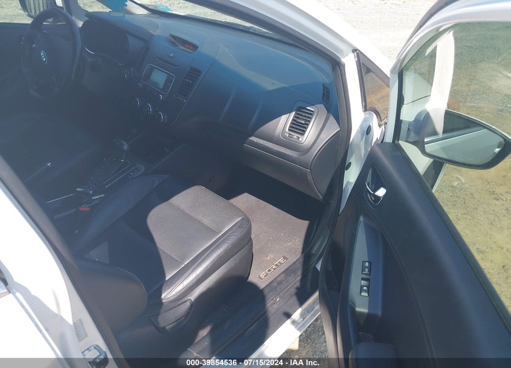 2015 KIA FORTE EX VIN: KNAFZ4A84F5364569