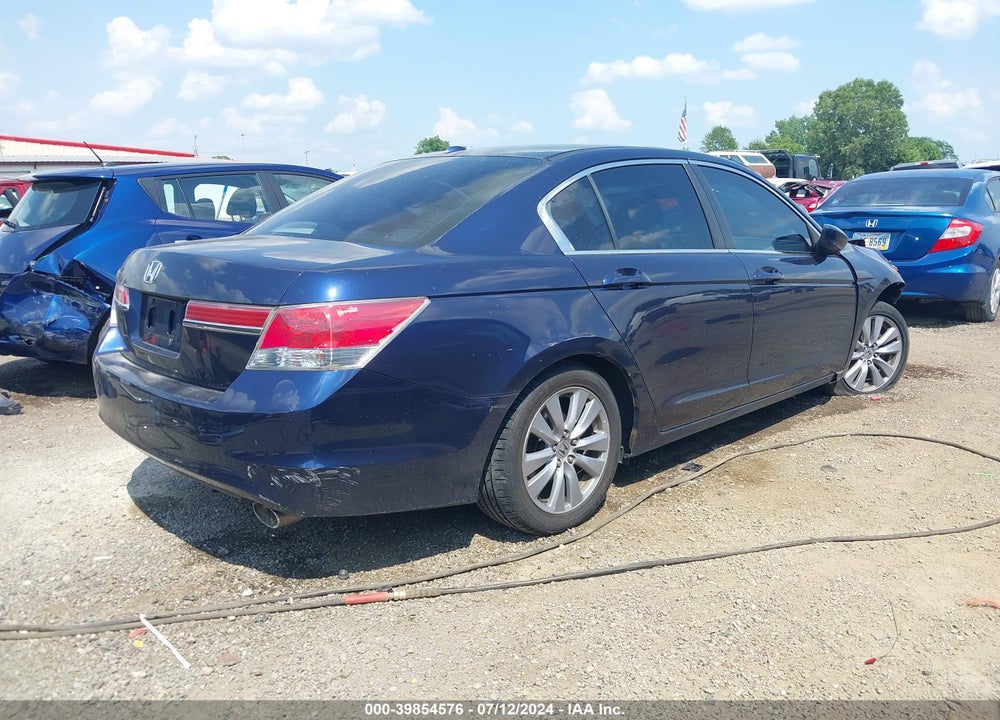 2011 HONDA ACCORD 2.4 EX-L VIN: 1HGCP2F80BA069061