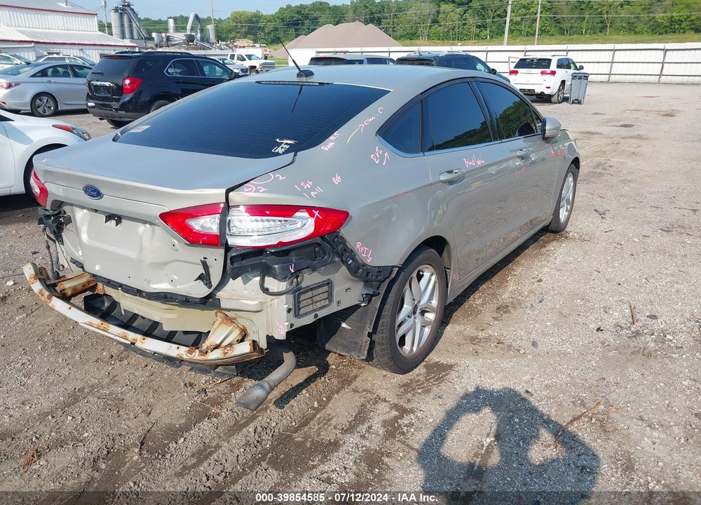 2015 FORD FUSION SE VIN: 3FA6P0H72FR158345
