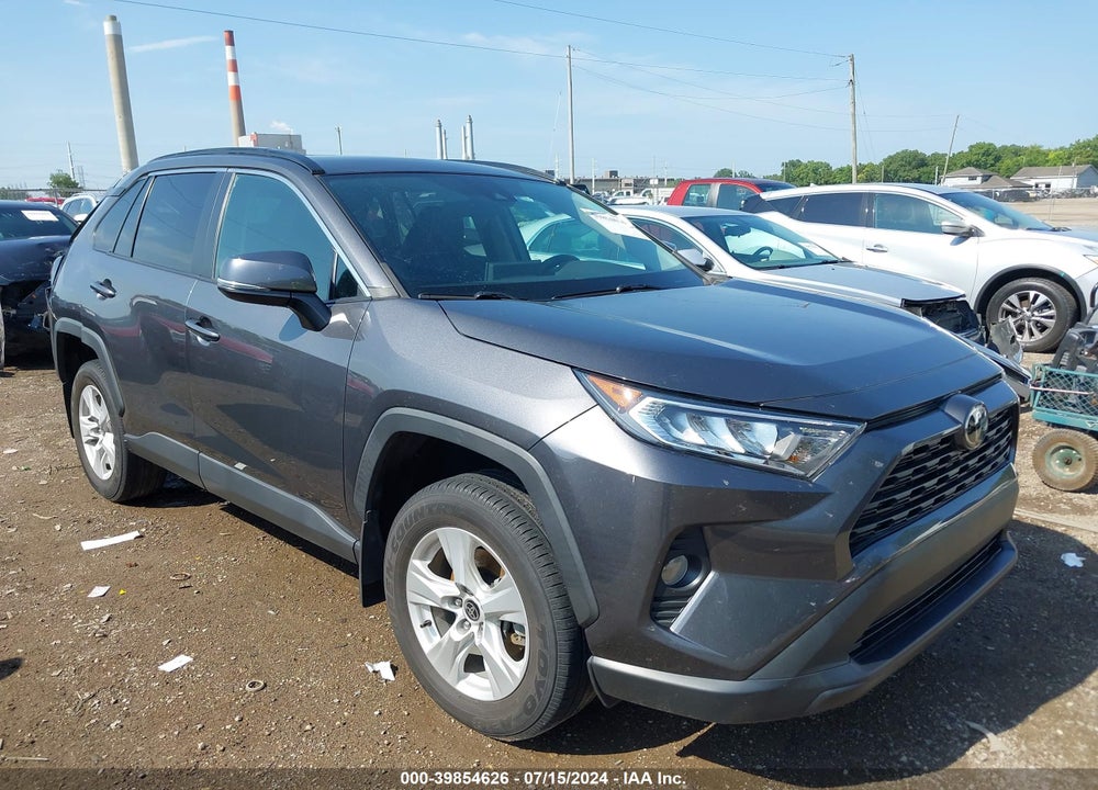 2021 TOYOTA RAV4 XLE VIN: 2T3W1RFV1MC159059
