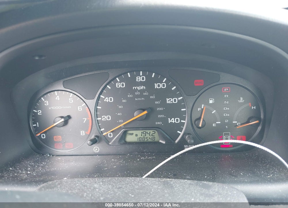 2002 HONDA ACCORD 2.3 EX/2.3 SE VIN: 1HGCG66812A046136