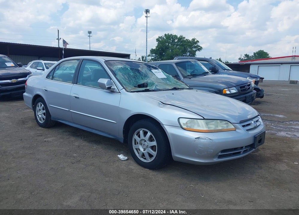 2002 HONDA ACCORD 2.3 EX/2.3 SE VIN: 1HGCG66812A046136