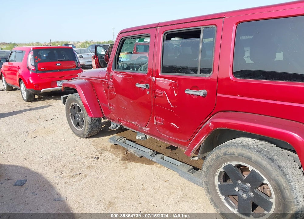 2012 JEEP WRANGLER UNLIMITED SAHARA VIN: 1C4BJWEG8CL256615