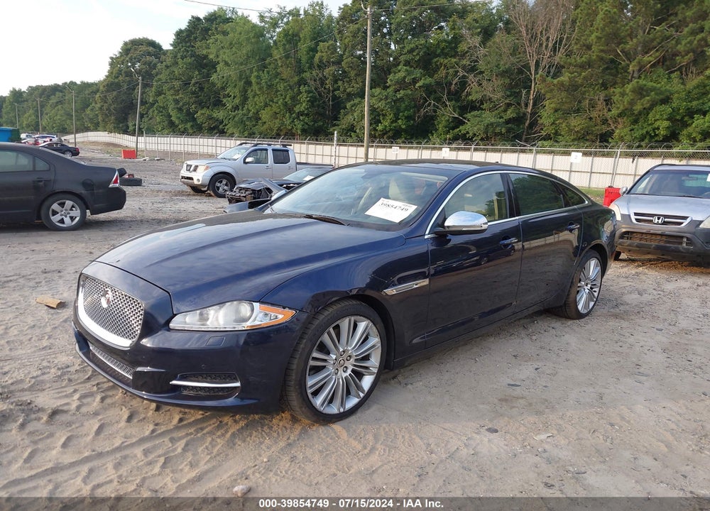 2015 JAGUAR XJ XJL PORTFOLIO VIN: SAJWJ2GD6F8V88557