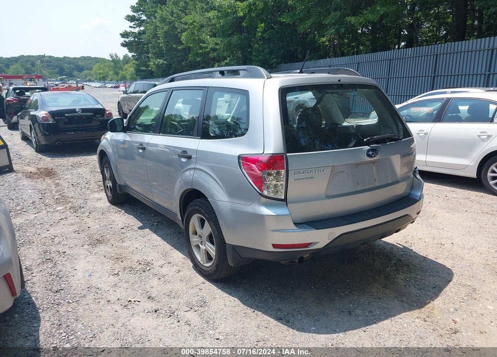2013 SUBARU FORESTER 2.5X VIN: JF2SHABC5DH402121