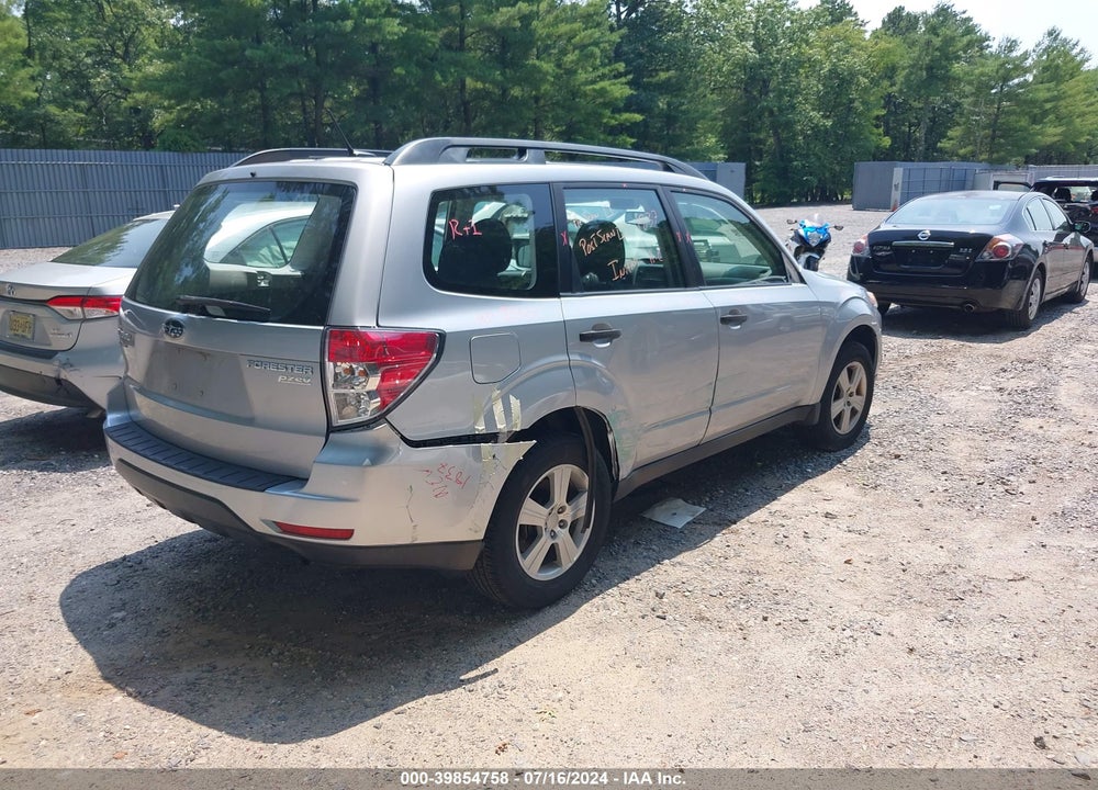 2013 SUBARU FORESTER 2.5X VIN: JF2SHABC5DH402121