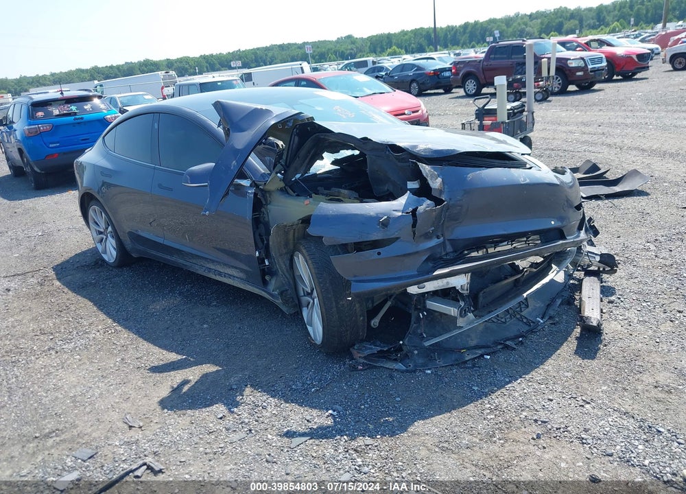2019 TESLA MODEL 3 LONG RANGE/PERFORMANCE VIN: 5YJ3E1EB9KF393676