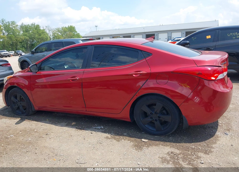 2013 HYUNDAI ELANTRA GLS VIN: KMHDH4AE4DU490156