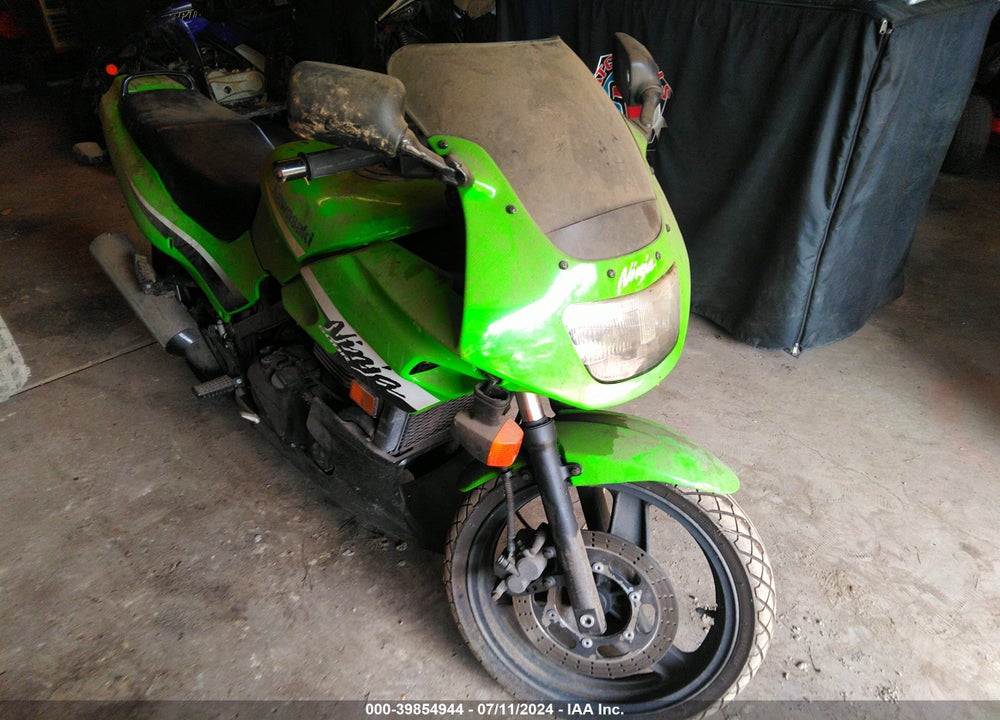 2006 KAWASAKI EX500 D VIN: JKAEXVD156A099350