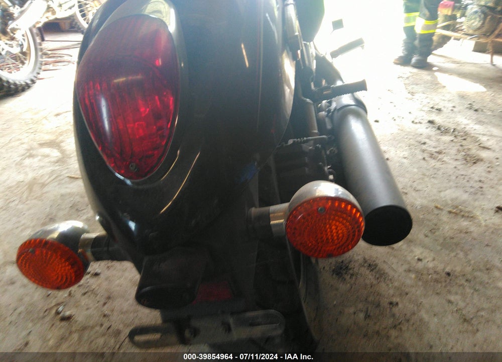 2009 KAWASAKI VN900 C VIN: JKAVN2C159A025081