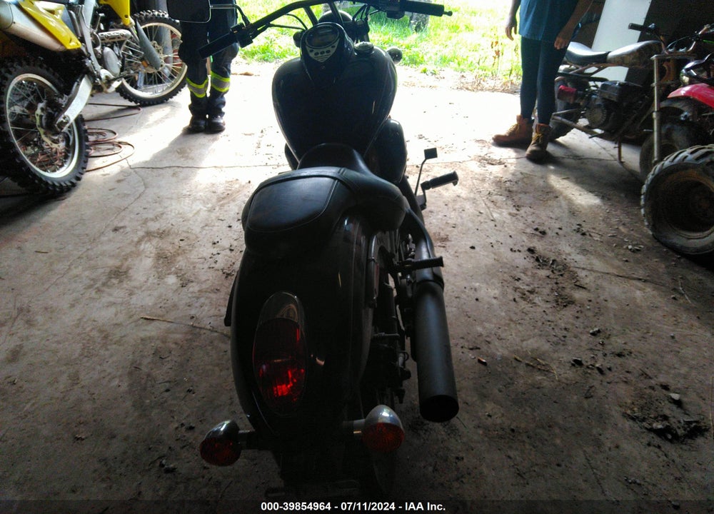 2009 KAWASAKI VN900 C VIN: JKAVN2C159A025081
