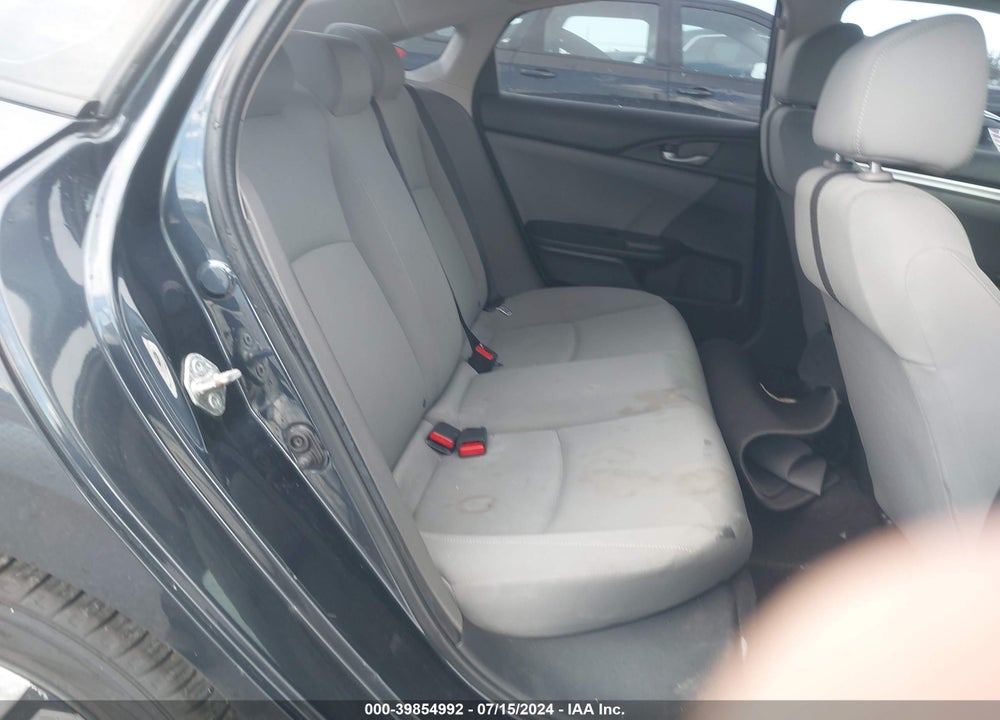 2018 HONDA CIVIC LX VIN: 2HGFC2F51JH606860
