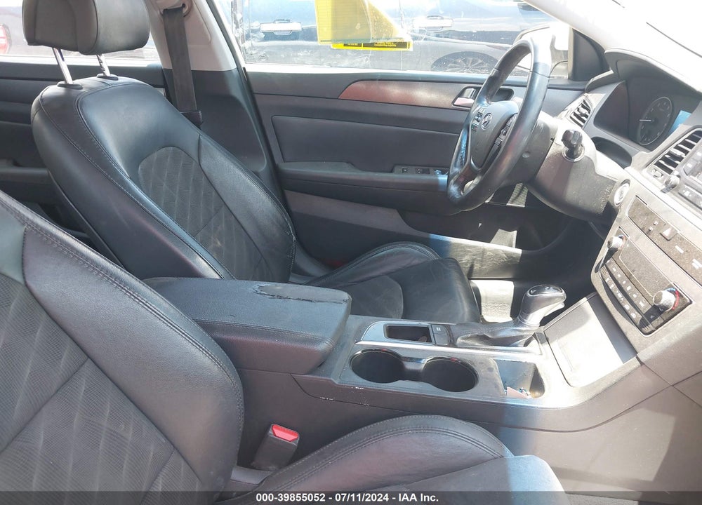 2015 HYUNDAI SONATA SPORT VIN: 5NPE34AF0FH189946