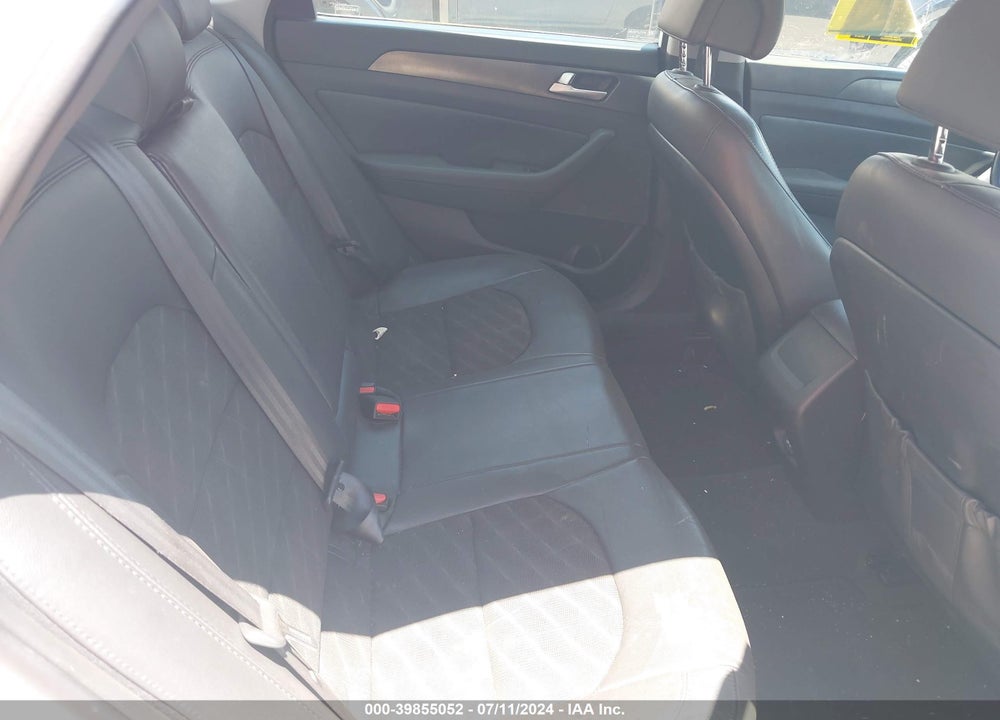 2015 HYUNDAI SONATA SPORT VIN: 5NPE34AF0FH189946