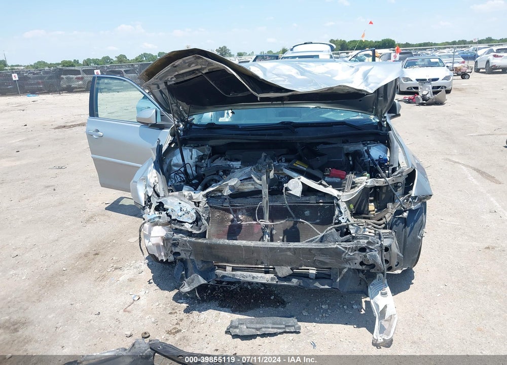 2017 TOYOTA CAMRY SE VIN: 4T1BF1FK8HU329826