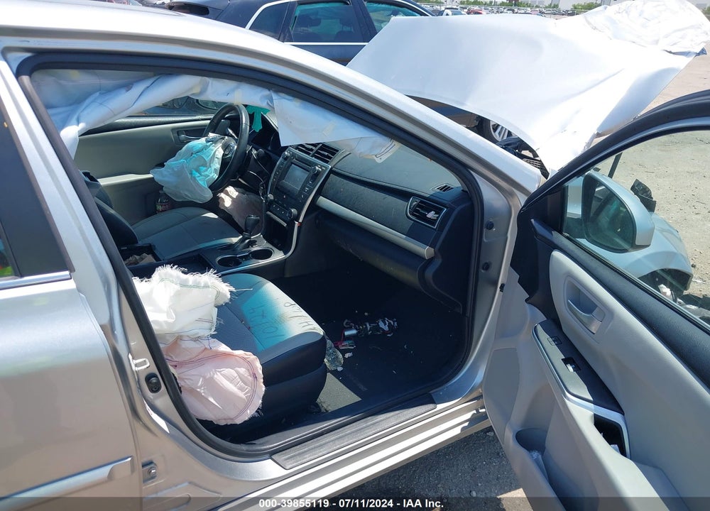 2017 TOYOTA CAMRY SE VIN: 4T1BF1FK8HU329826
