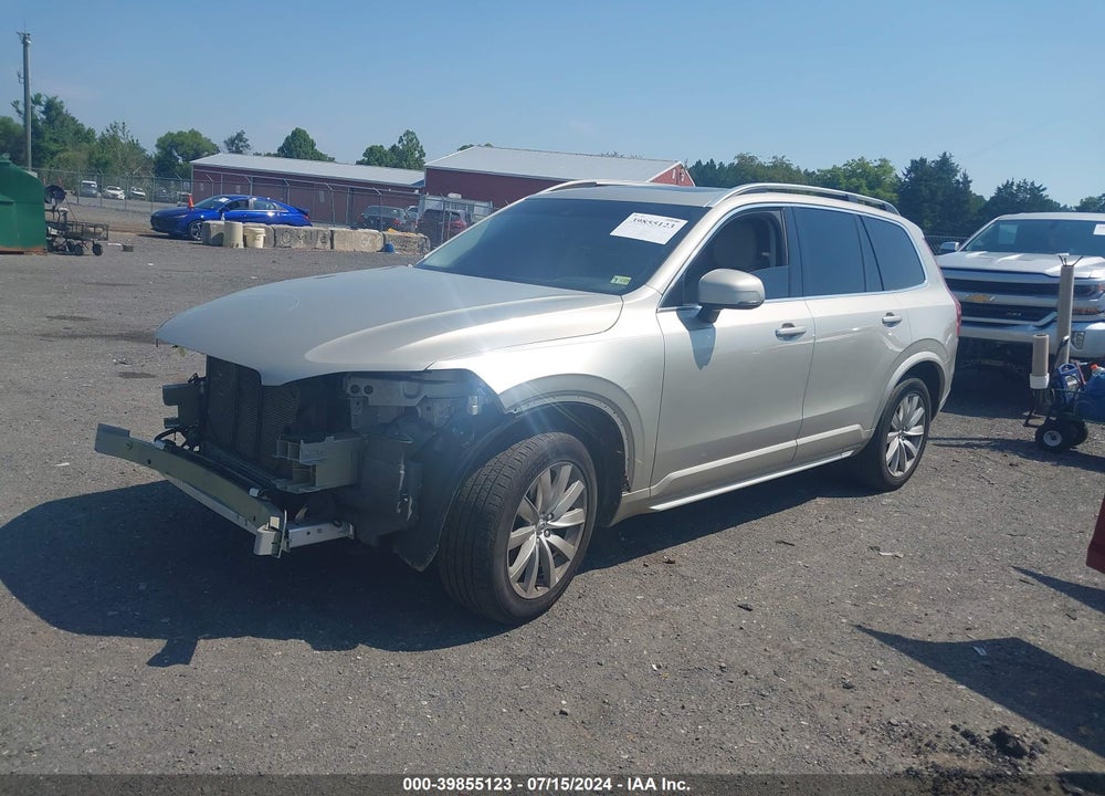 2016 VOLVO XC90 T6 MOMENTUM VIN: YV4A22PK8G1020340