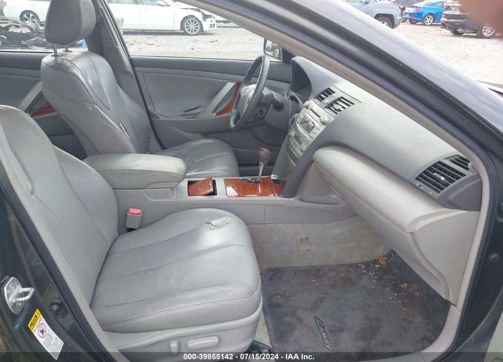2011 TOYOTA CAMRY XLE V6 VIN: 4T1BK3EK4BU118087