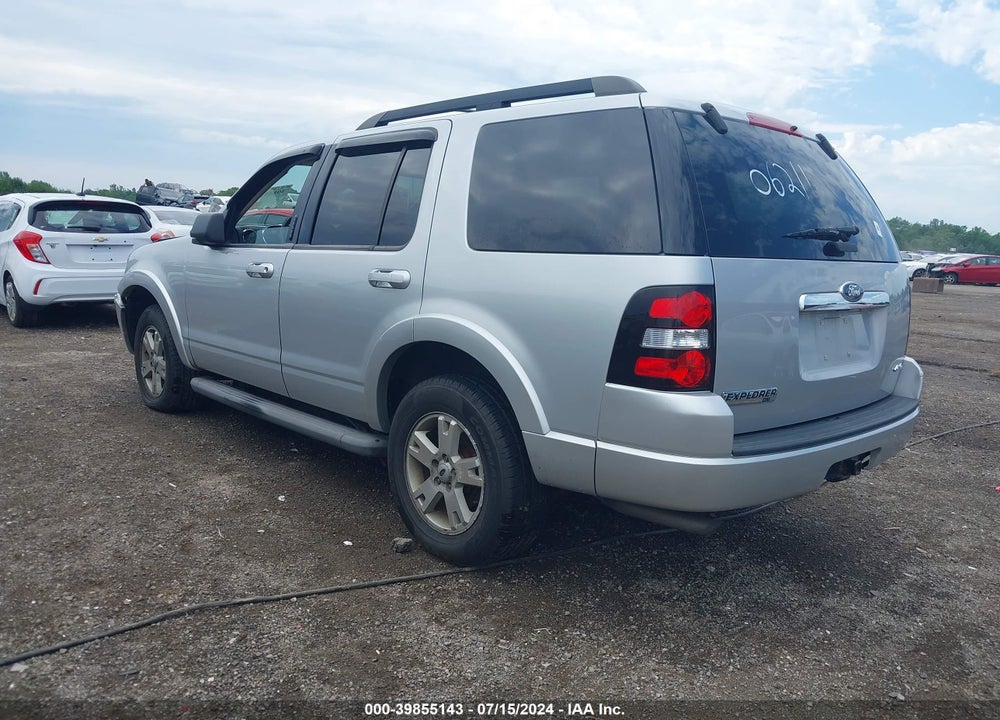 2010 FORD EXPLORER XLT VIN: 1FMEU7DEXAUA06211