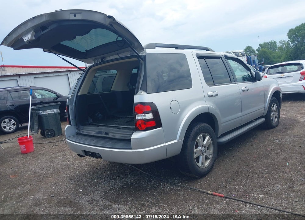 2010 FORD EXPLORER XLT VIN: 1FMEU7DEXAUA06211