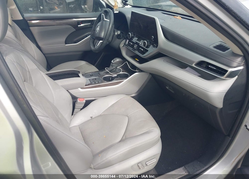 2023 TOYOTA HIGHLANDER HYBRID PLATINUM VIN: 5TDFARAH5PS020669