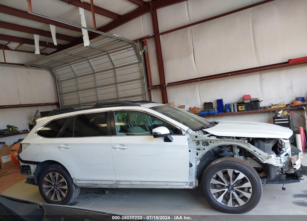 2017 SUBARU OUTBACK 2.5I LIMITED VIN: 4S4BSANC6H3219482