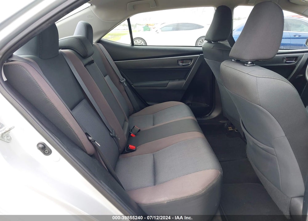 2018 TOYOTA COROLLA LE VIN: 5YFBURHE6JP779901