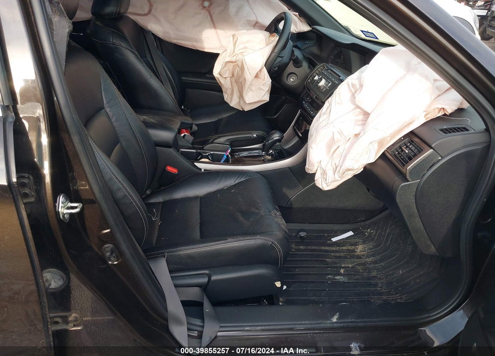 2016 HONDA ACCORD SPORT VIN: 1HGCR2F63GA201424