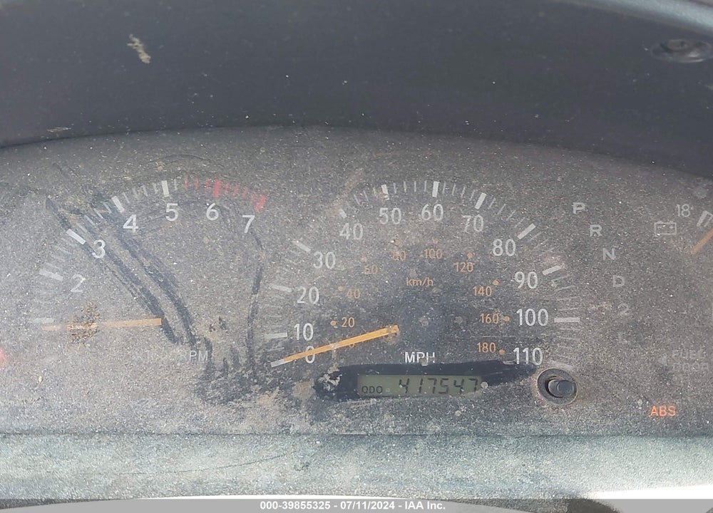 2003 TOYOTA TUNDRA LTD V8 VIN: 5TBBT48173S364530